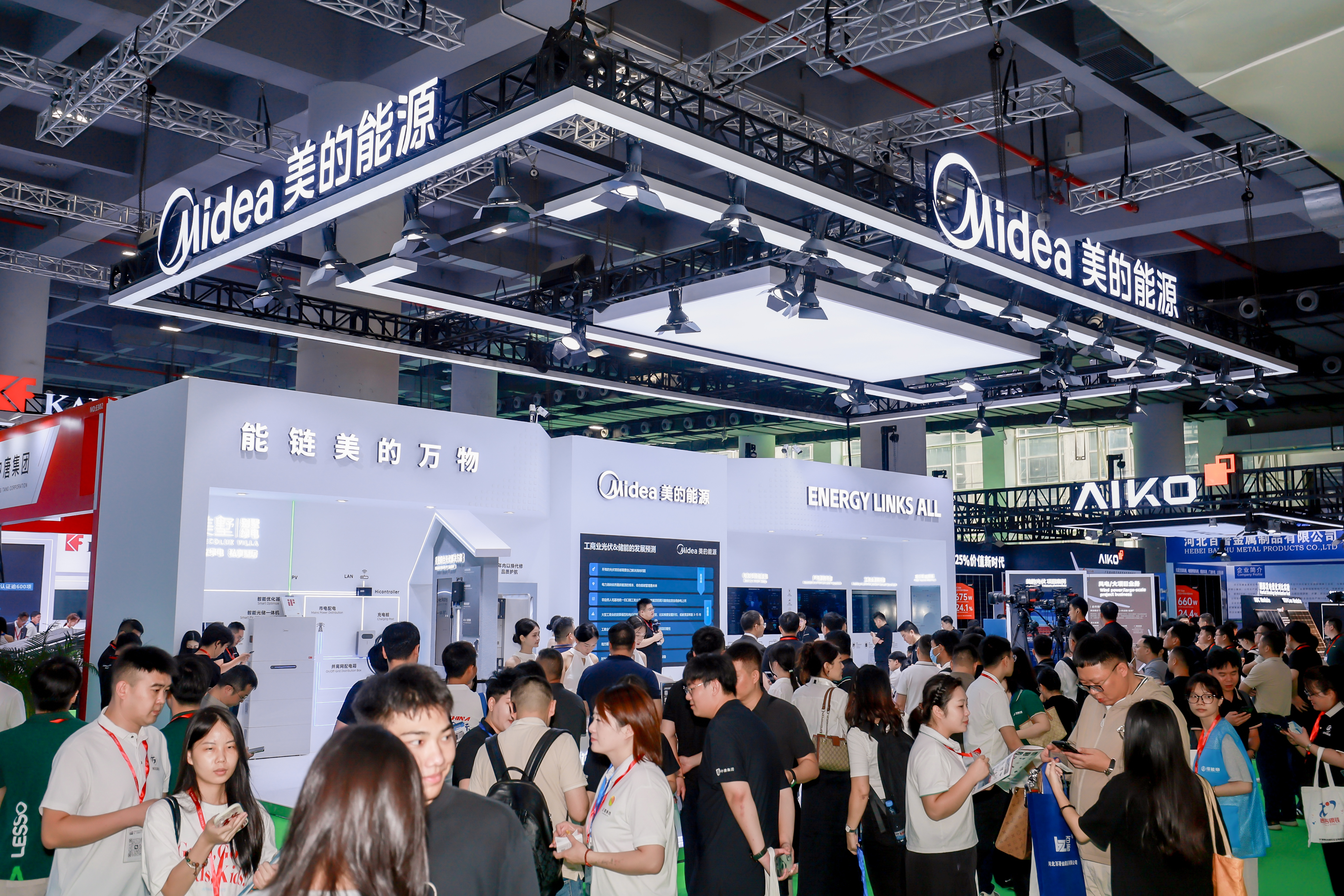 ���ݹ��չ�ϵġ�����ʵ����������������pa������Ϸ���ܸ�����ɫ��Դȫ����